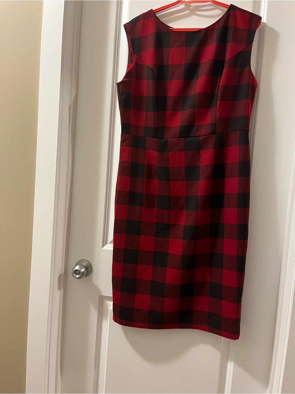 Classic Red & Black Buffalo Check Sleeveless Sheath Dress
